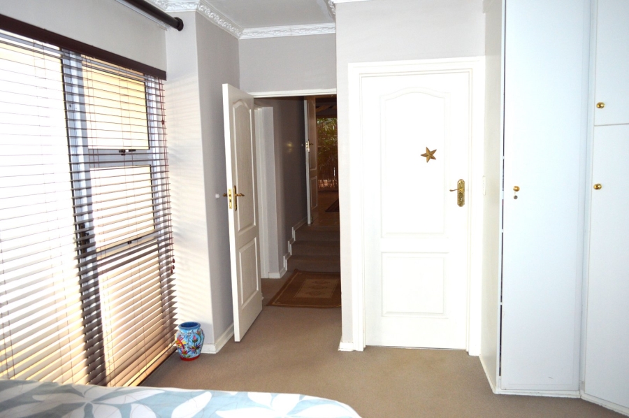 4 Bedroom Property for Sale in Wilkoppies North West